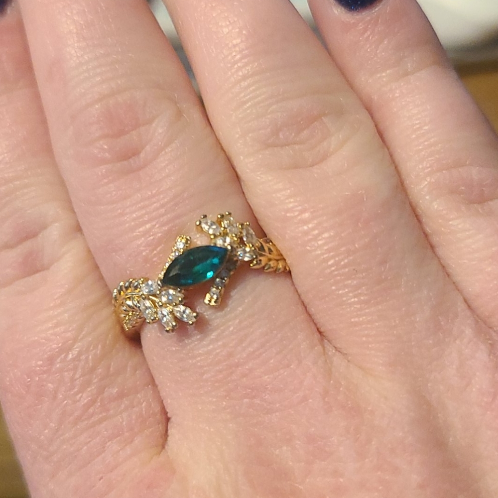 Fragrant Jewels ring size 8